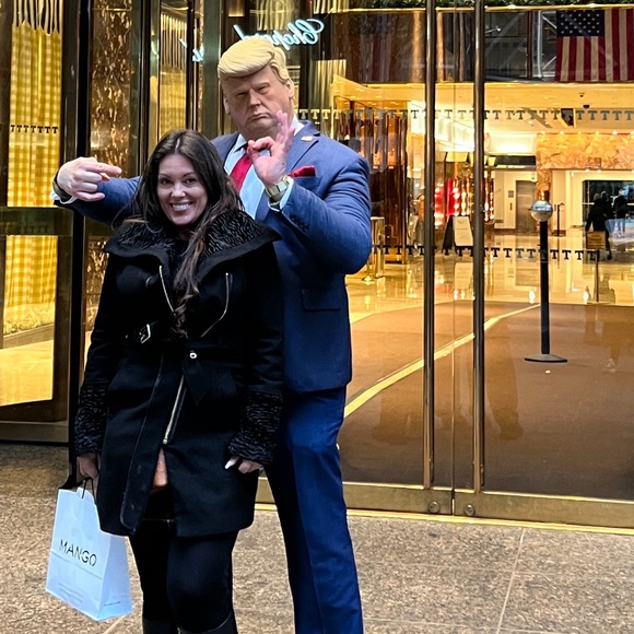 Meet your,posher. & Trudys kids foundation - Picture 11 of 11